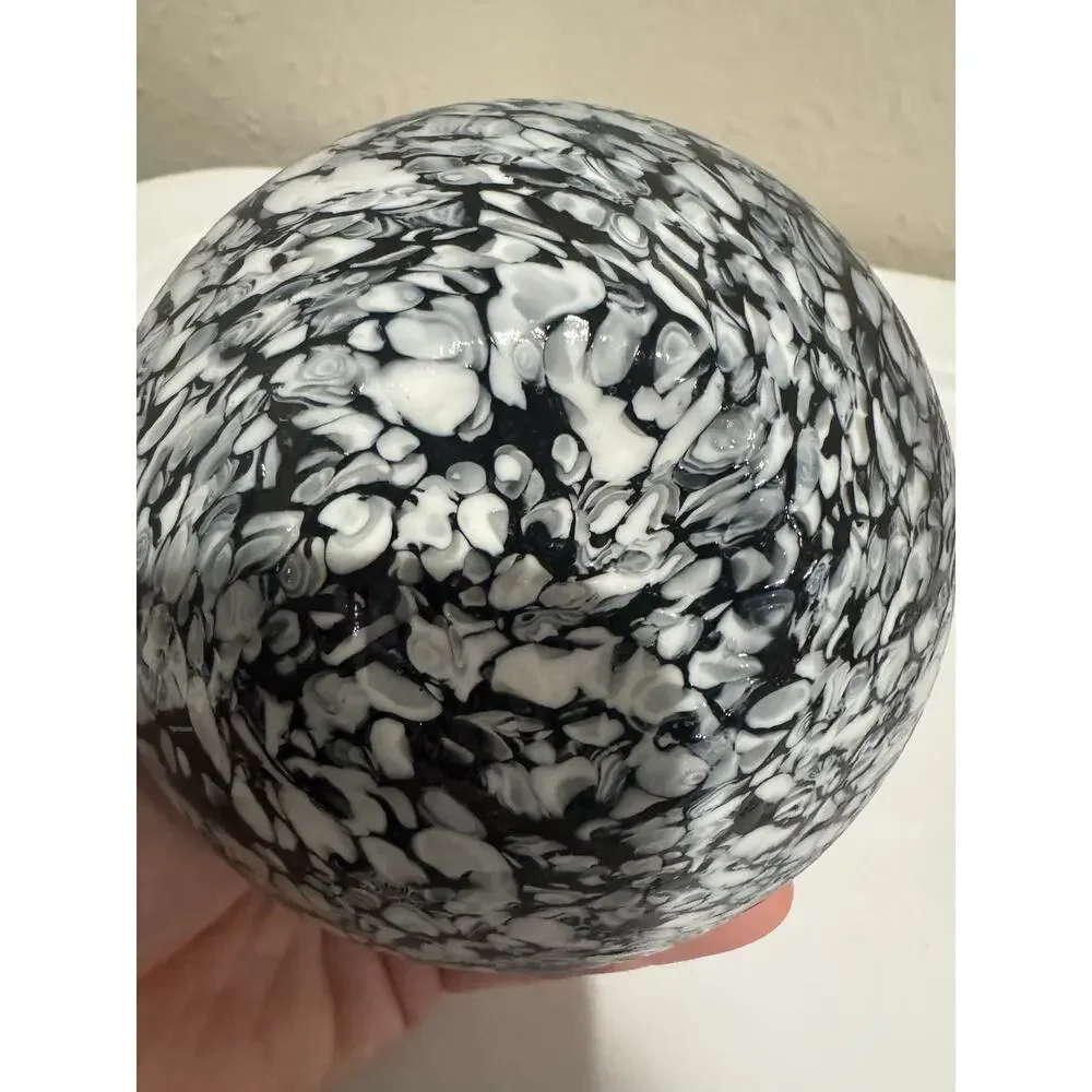 Black White Mini Vase